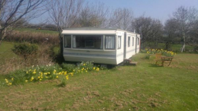 Отель Caravan by Sea  Невин
